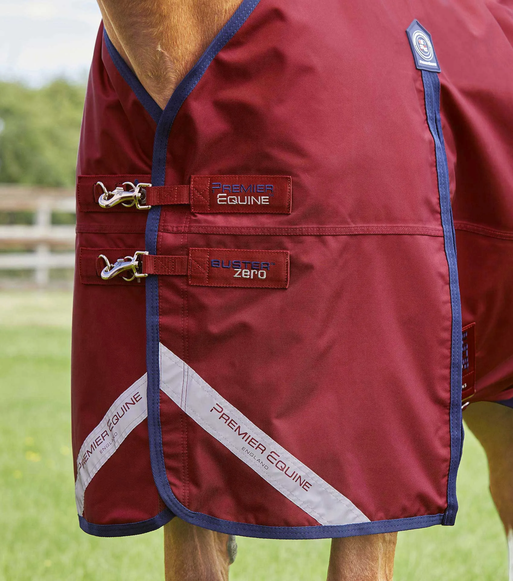 Buster Zero Original Turnout Rug Burgundy