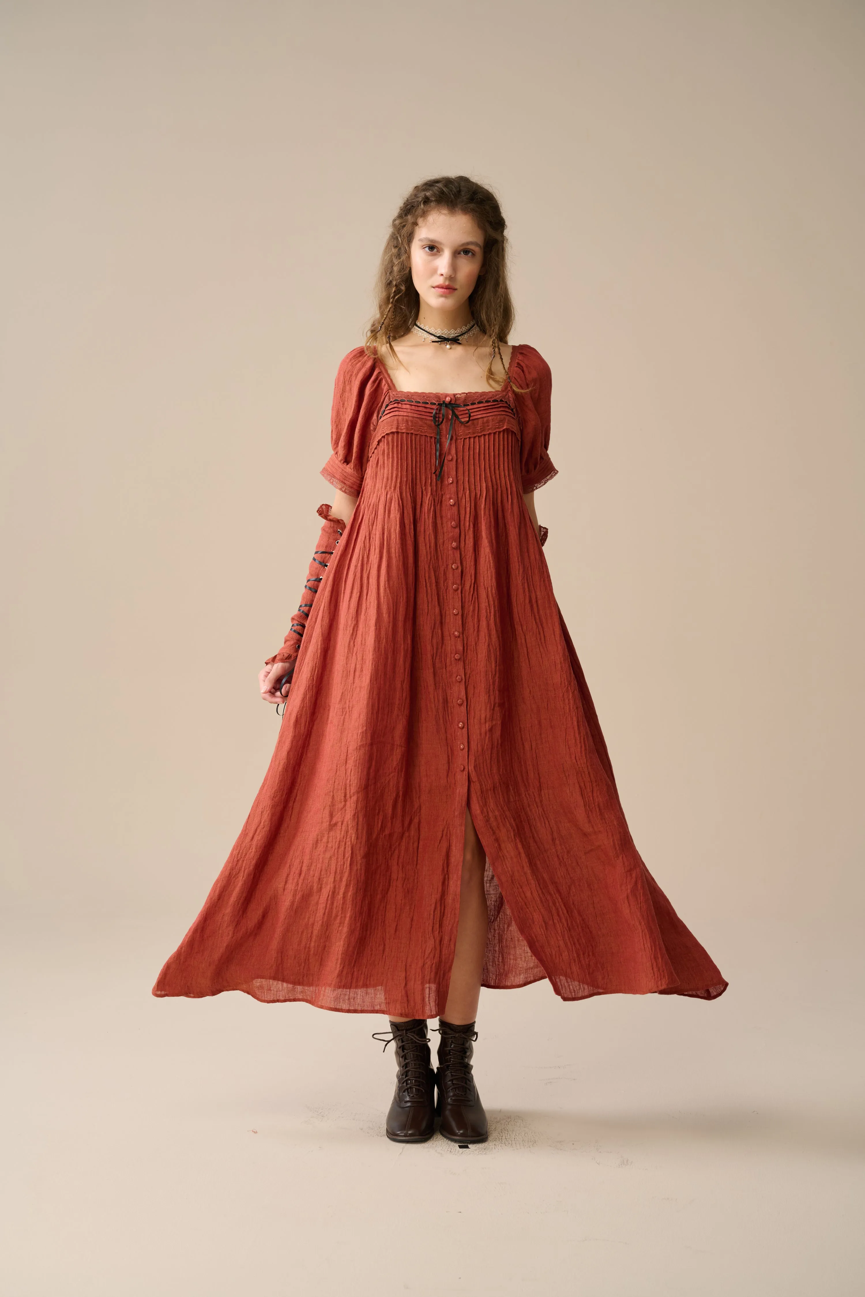 Daphne 26 | Pleated linen dress