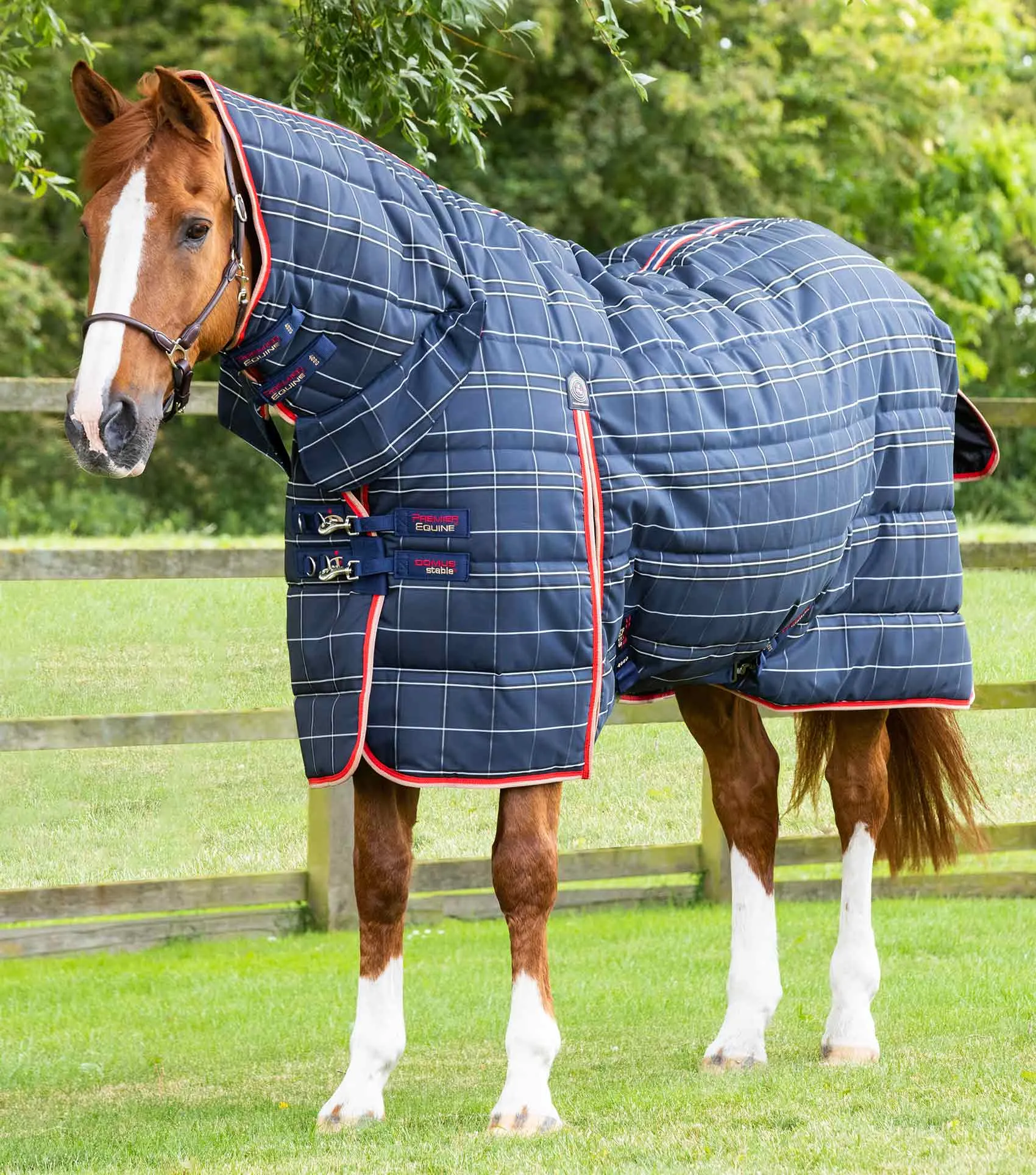 Domus 400g Combo Stable Rug Navy Check