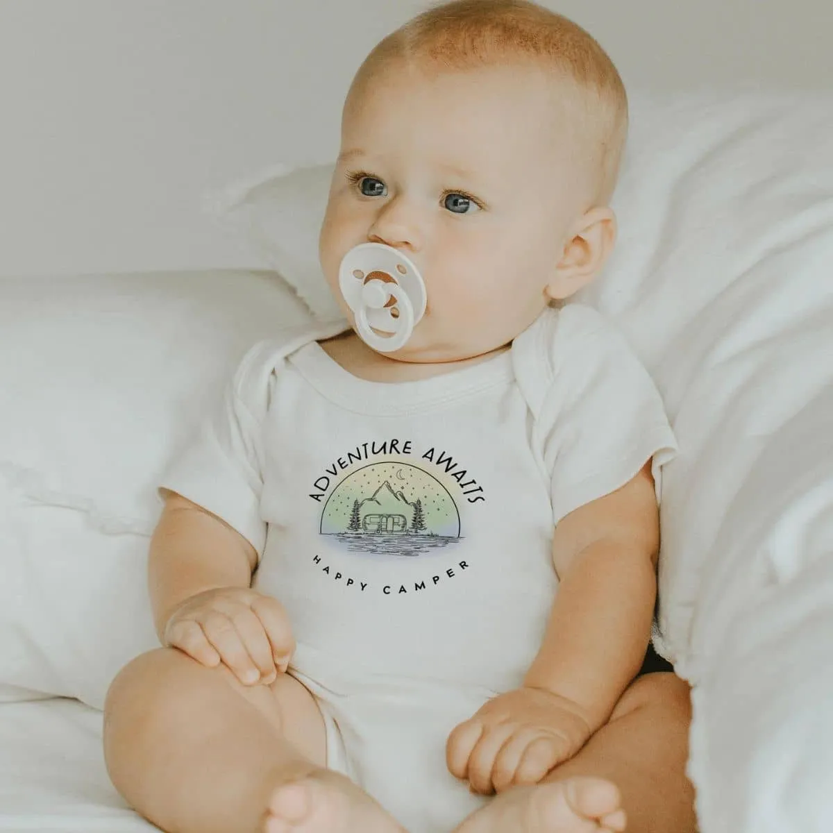 Finn and Emma Organic Short Sleeve Bodysuit - Adventure Awaits