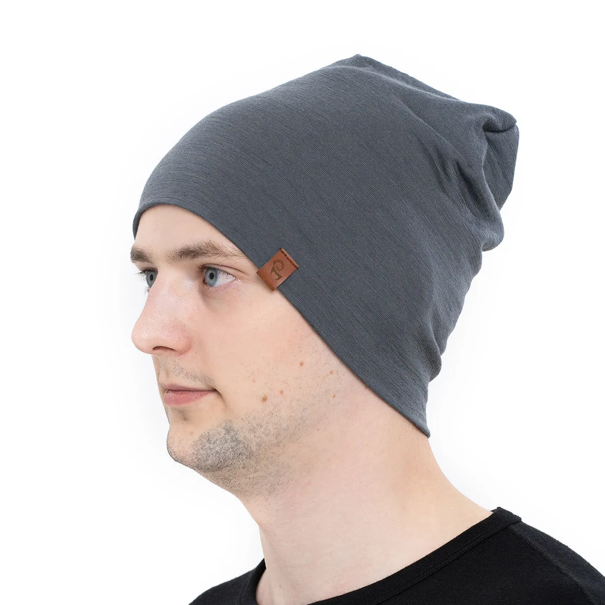 MENIQUE 100% Merino Wool Mens Beanie Perfect Grey