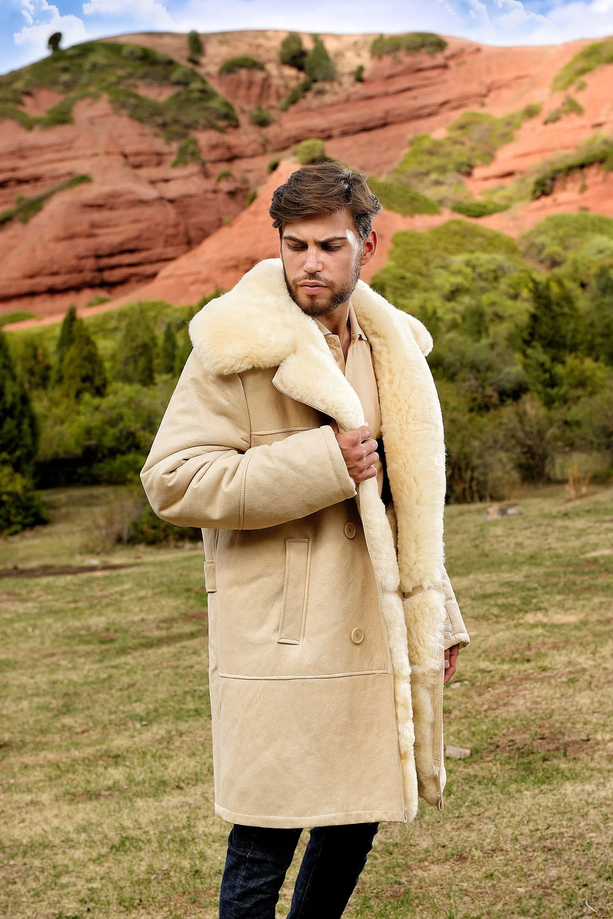 Mens Long Traditional Sheepskin Trench Coat in White Color with Wide Fur Collar