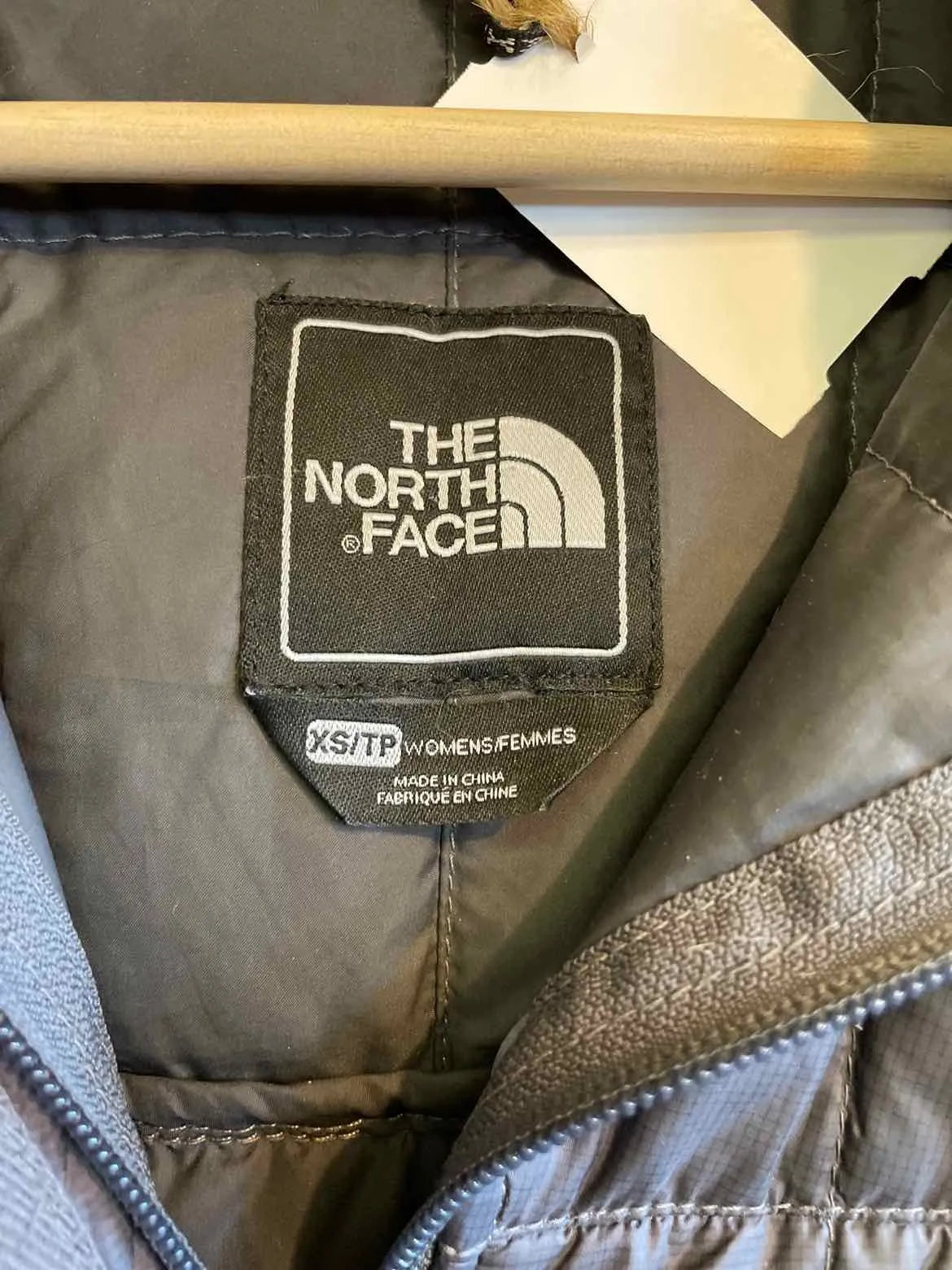 Women Size XS The North Face Gray Women's Winter Jacket